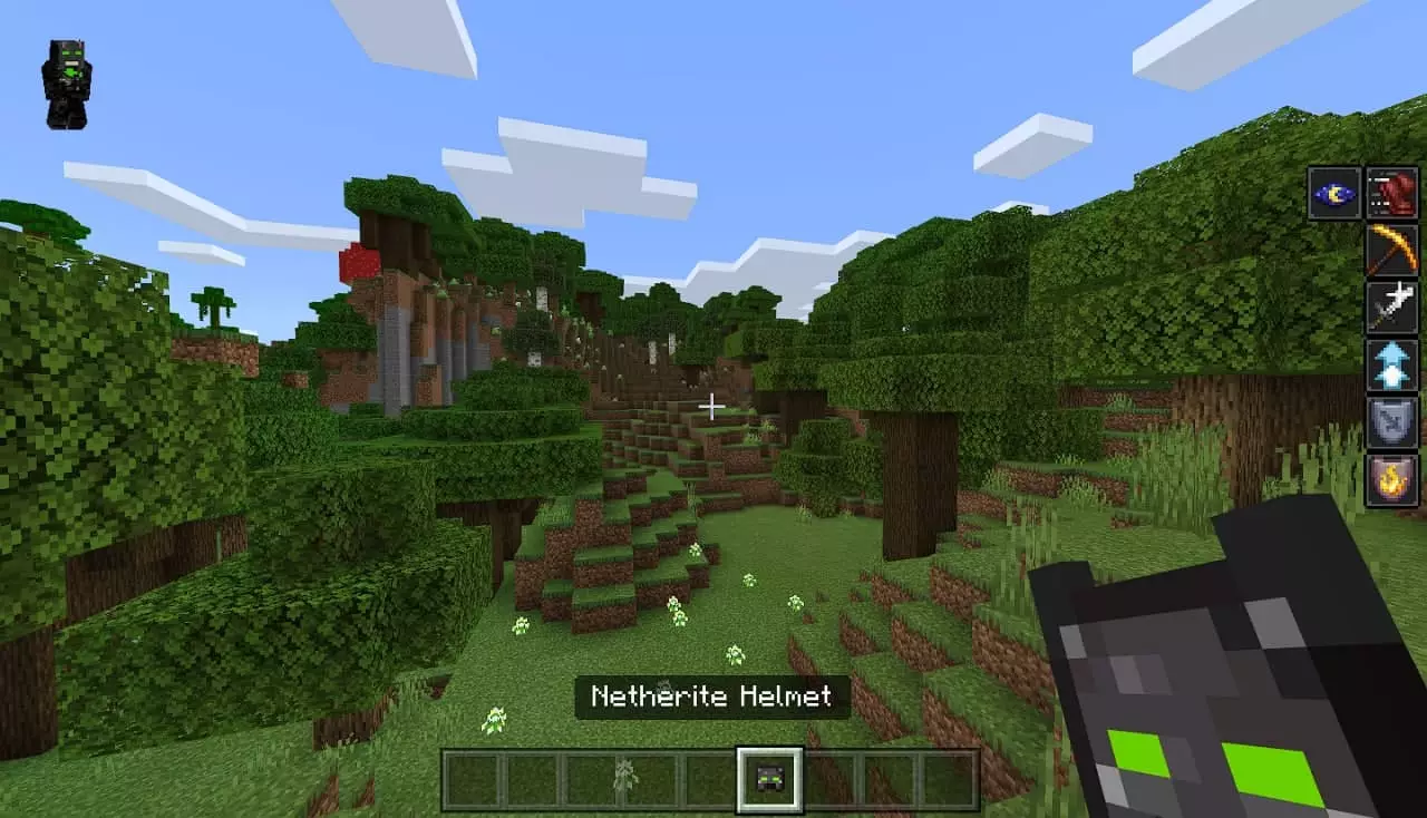 Netherit Helmet in Batman mod in Minecraft PE